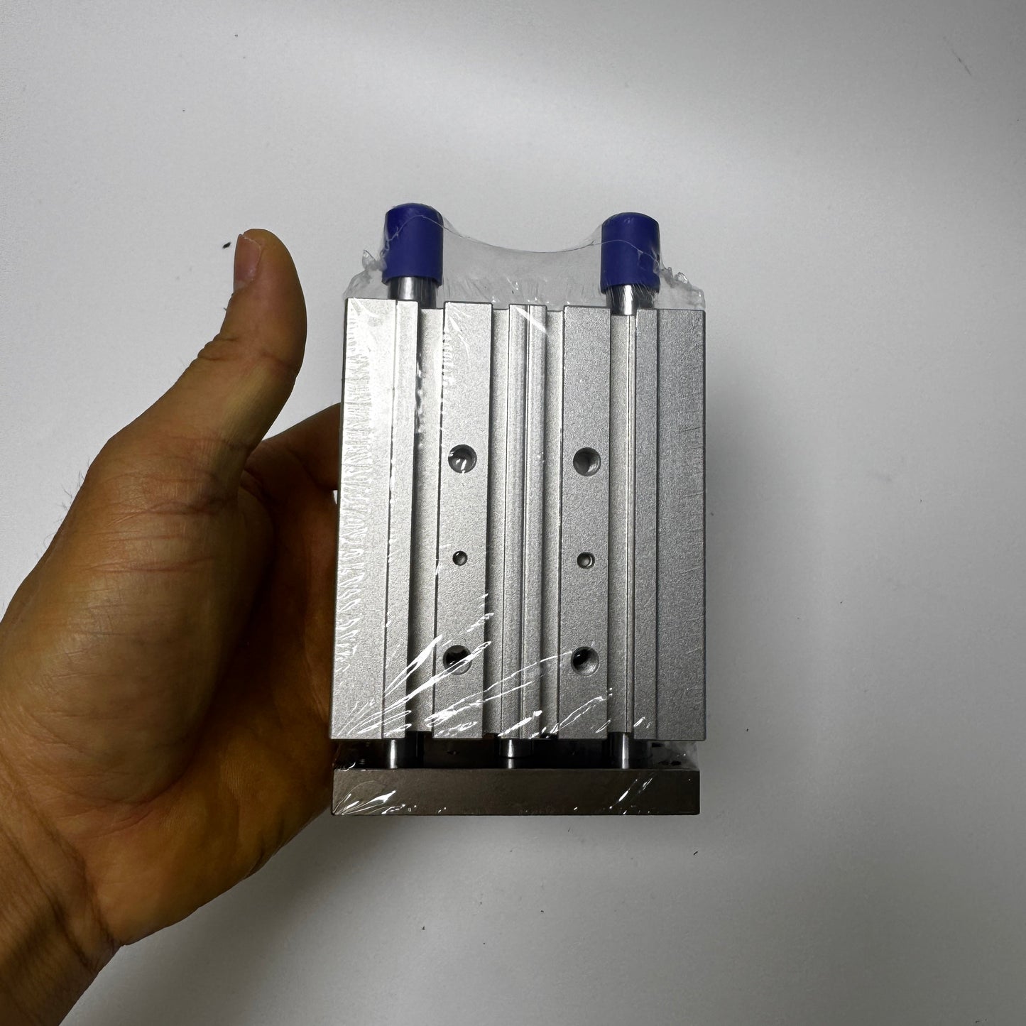 Airtac TCL,TCM Series: Compound Type Three Axis Cylinder - TCM20X60S