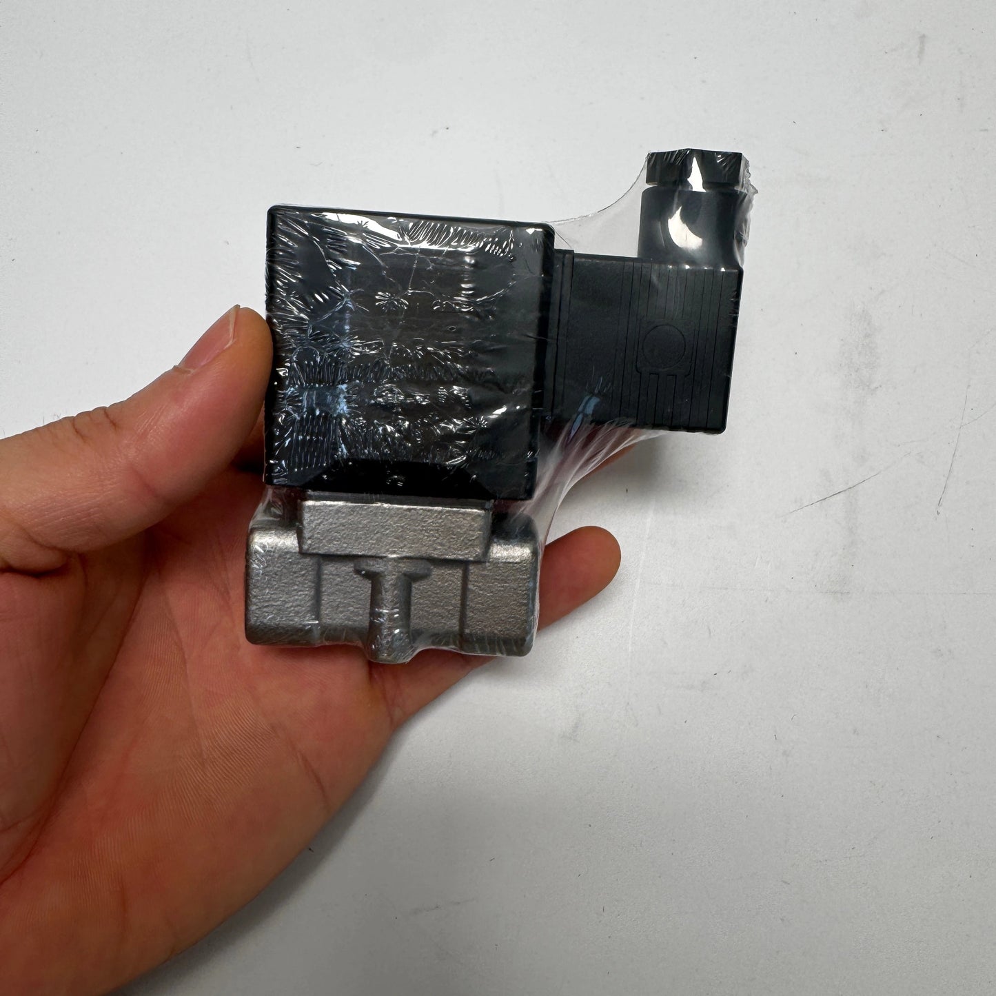 Airtac 2LA050-15: 2-way solenoid valve - 2LA05015B