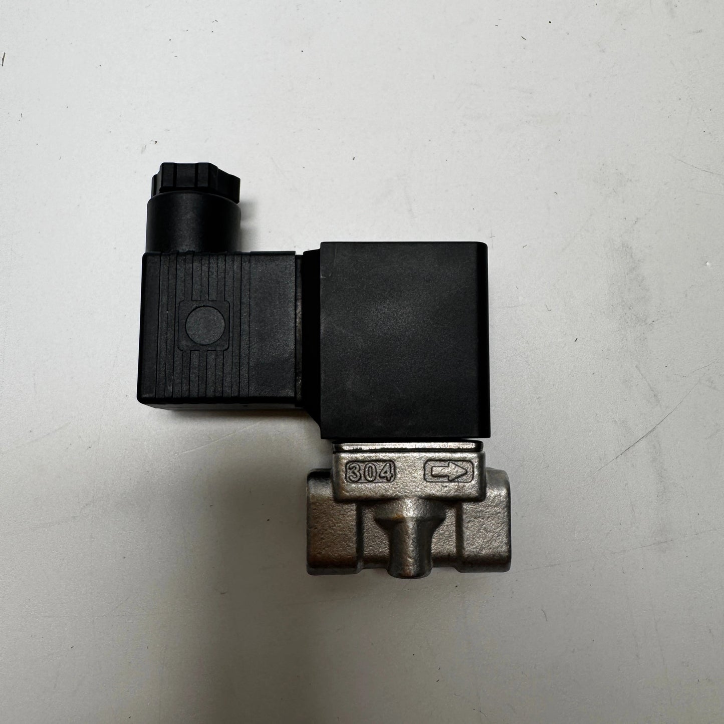 Airtac 2SL030-08: 2 Way Solenoid Valve - 2SL03008E