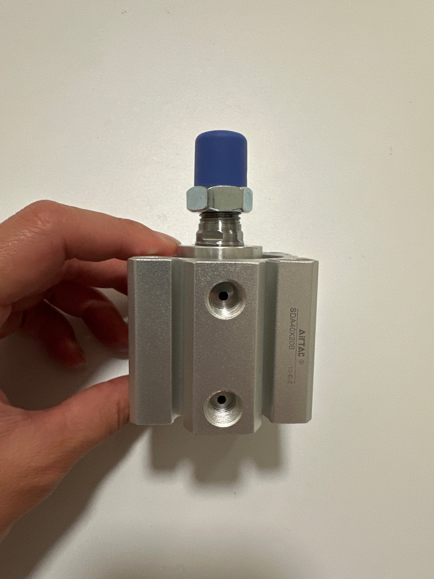 Airtac SDA series: double action cylinder - SDA40X20B