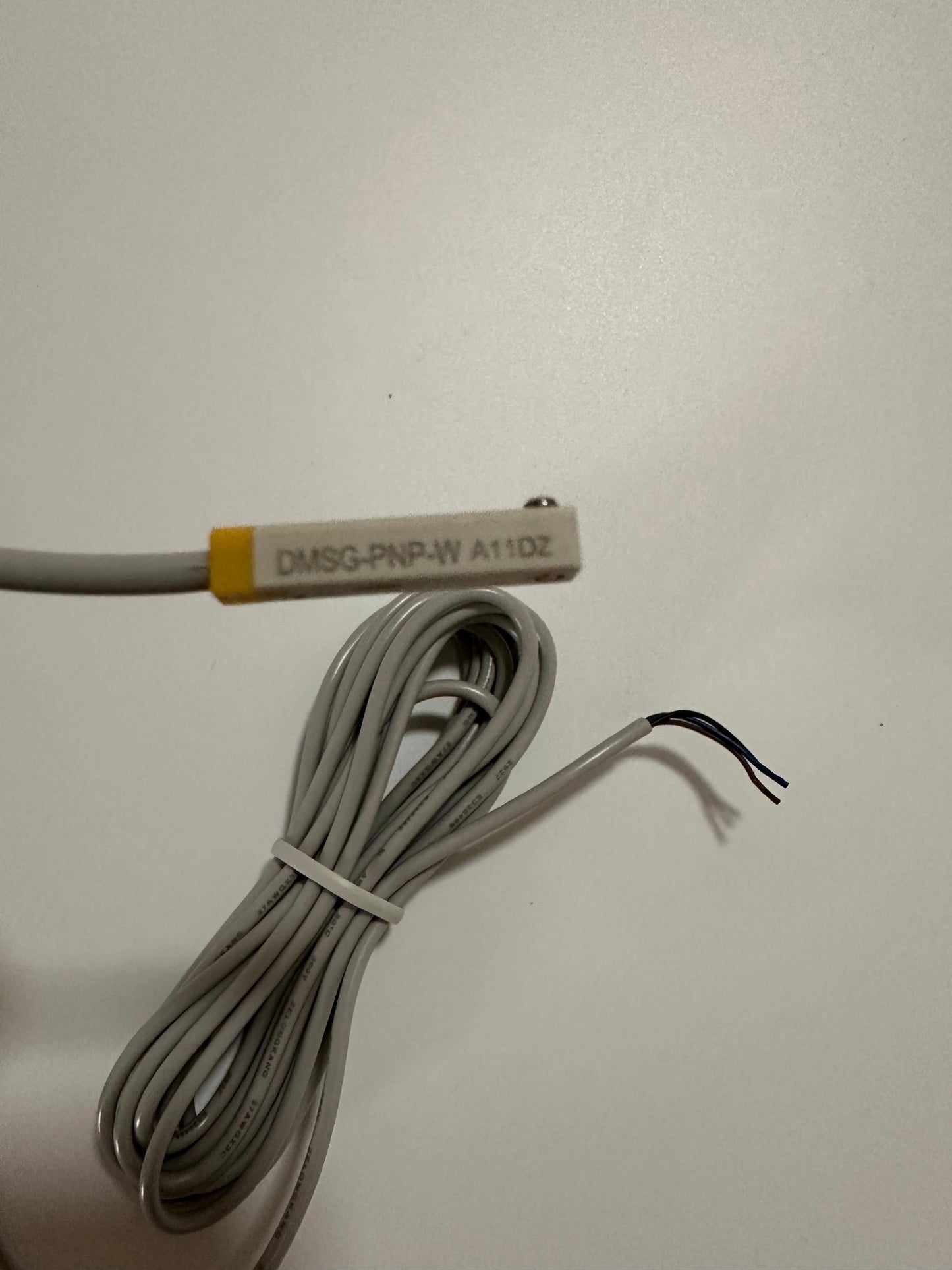 Airtac DMS Series: Electronic Sensors - DMSG-P030-W