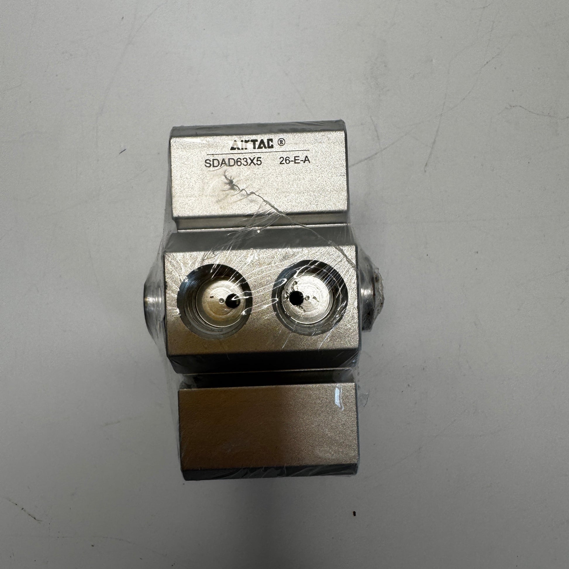Airtac  SDA series: double-shaft double-acting cylinder  - SDAD63X5