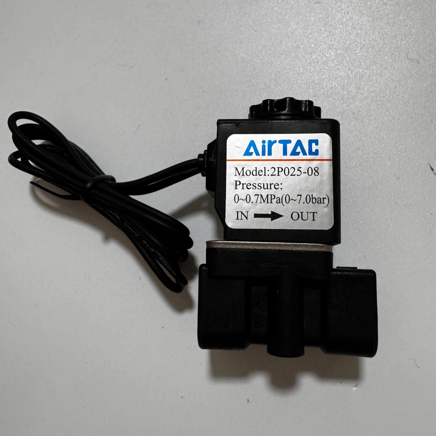 Airtac 2P0250-08: 2 Way Solenoid Valve. Plastic - 2P02508CIG