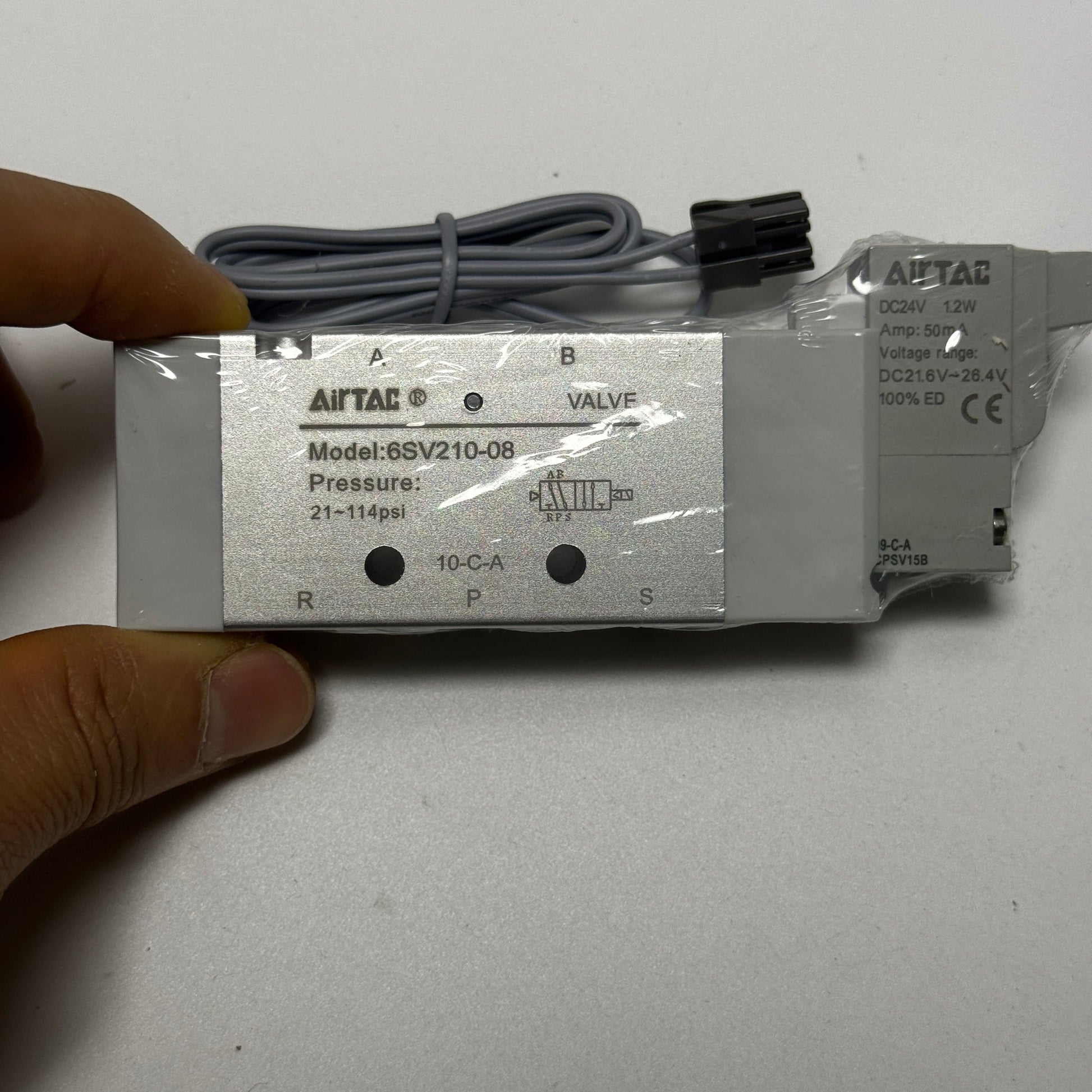 Airtac 6V210-08 :  Solenoid valve - 6V21008B200T