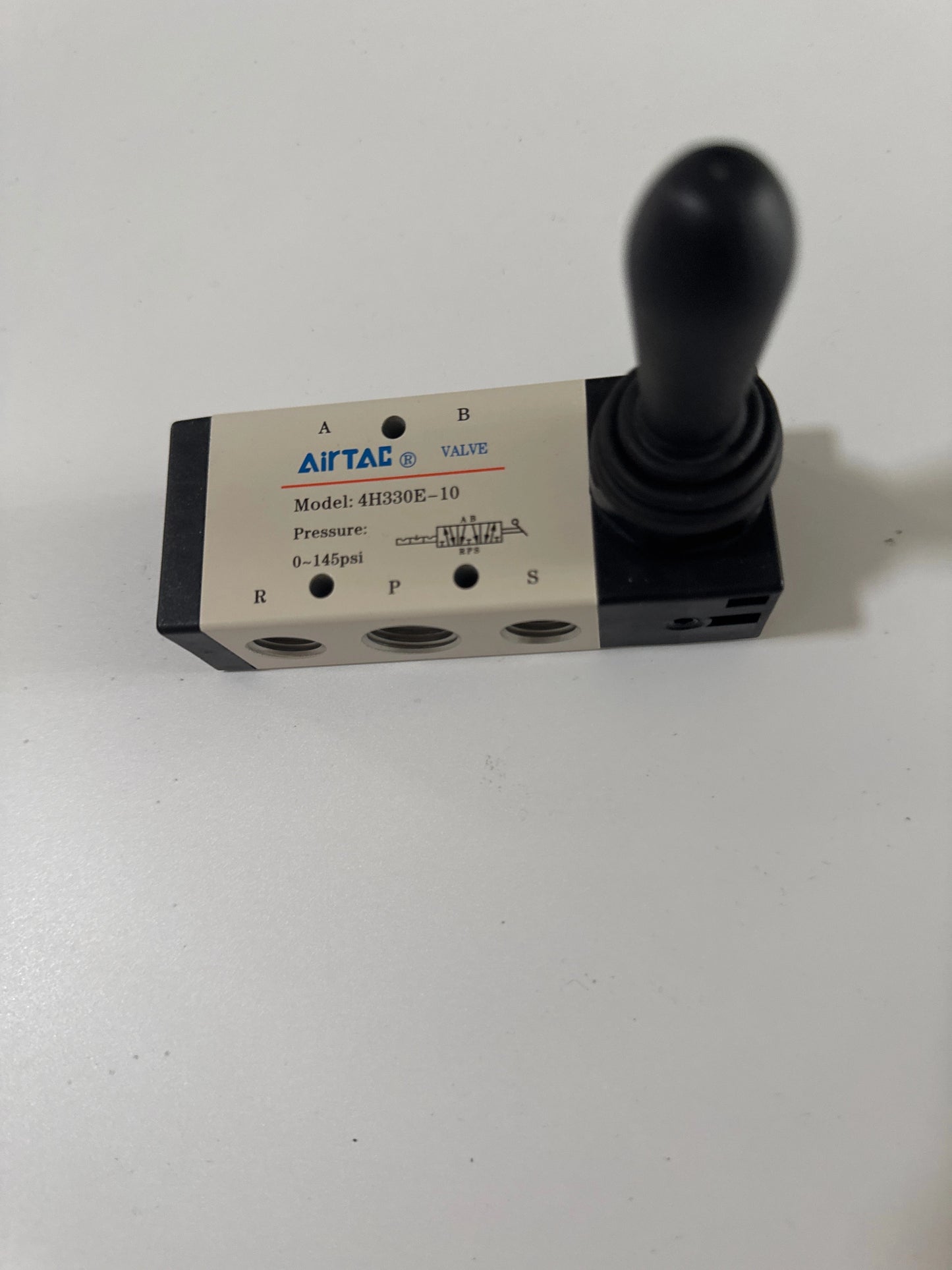 Airtac 4H330E-10: Hand Valve. Toggle Style - 4H330E10T