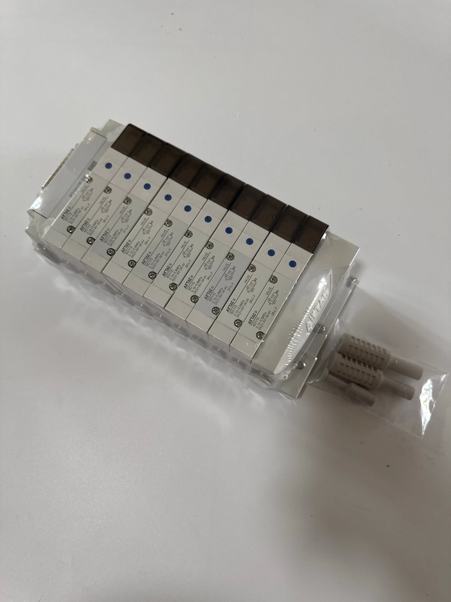Airtac 6D100: Valve Bank Assembly -6D1H10F-J06BS10