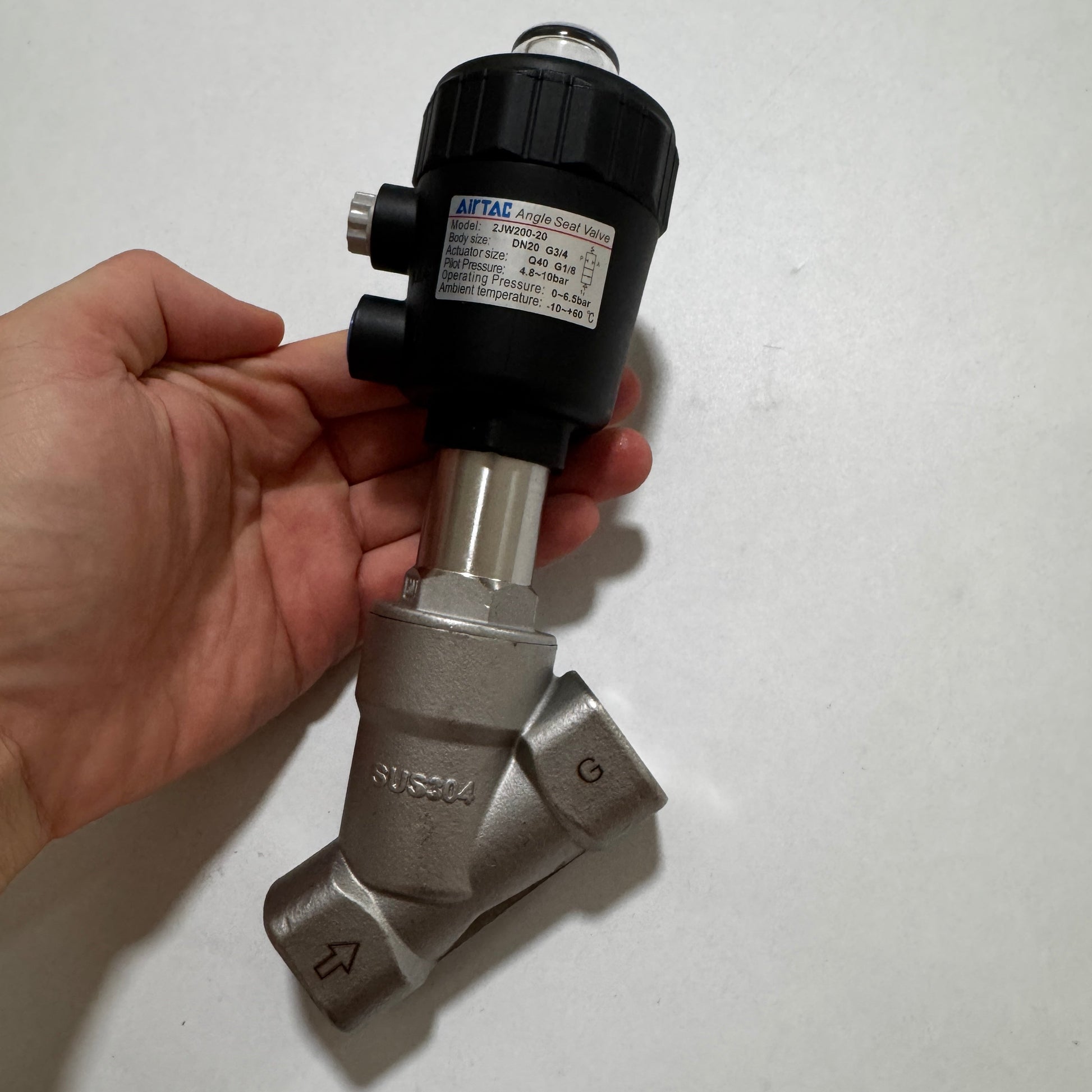 Airtac 2JW200-20: Angle Seat Valve - 2JW20020Q40G