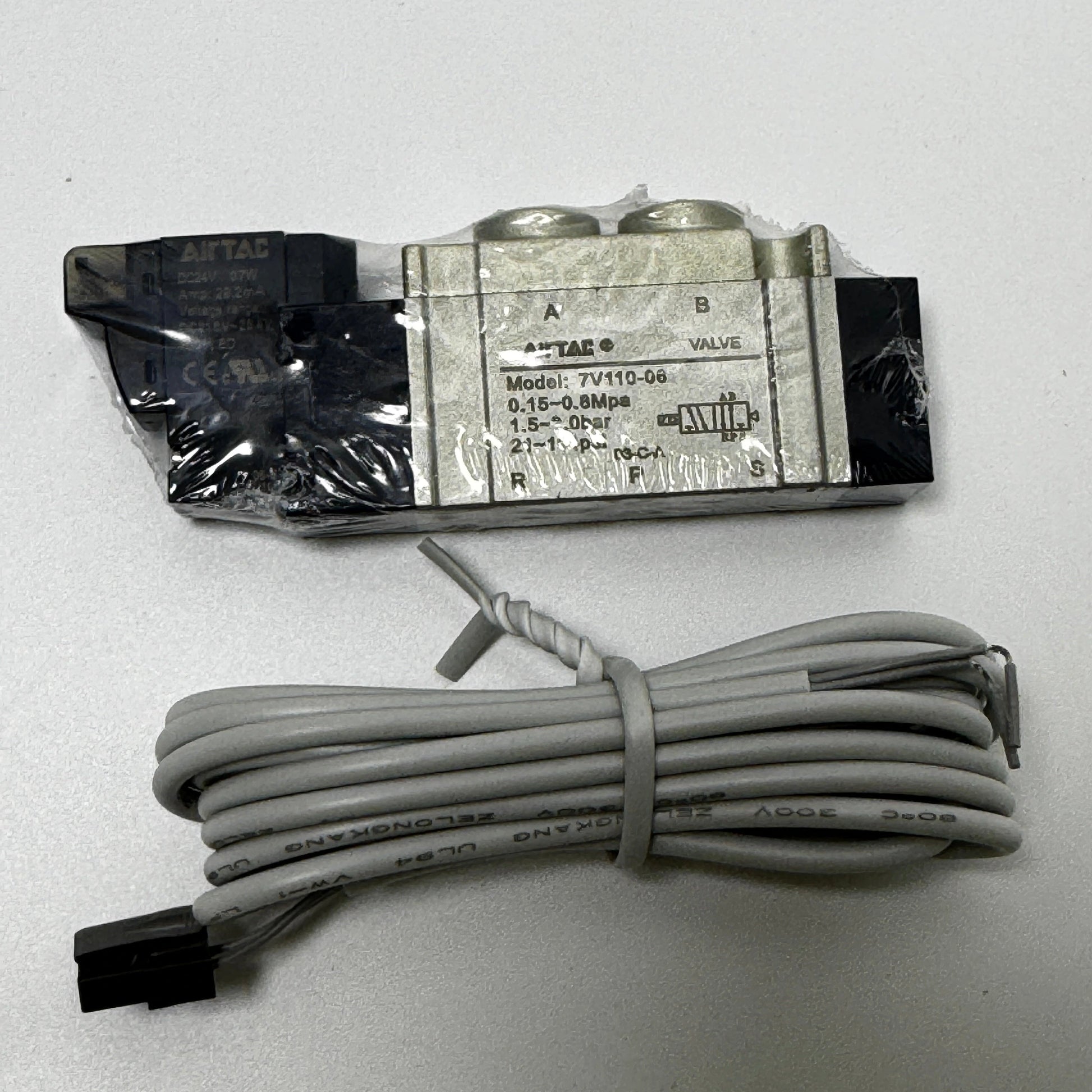 Airtac 7V110-06: Solenoid Air Valve  - 7V11006B200G