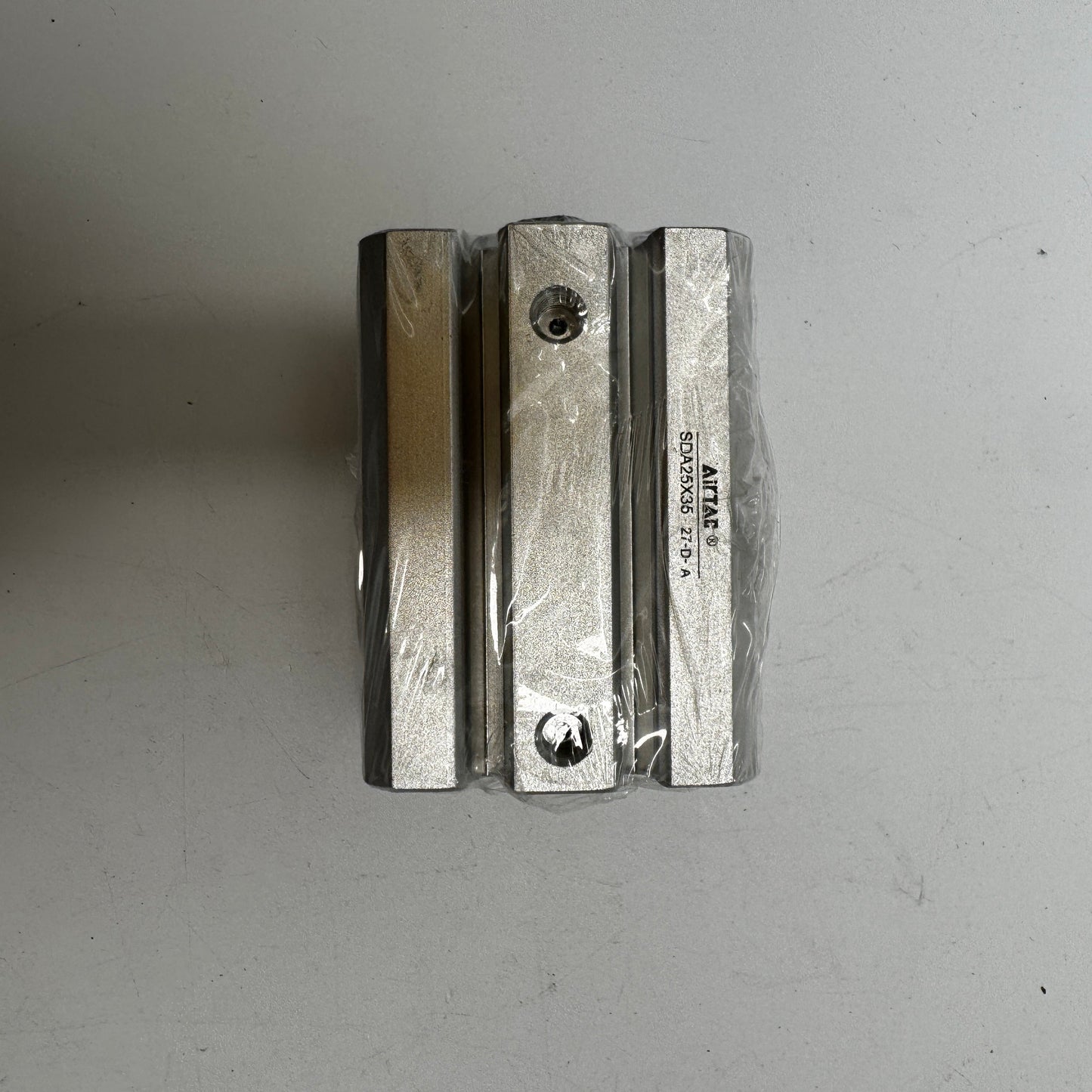 Airtac  SDA series: double action cylinder  - SDA25X35