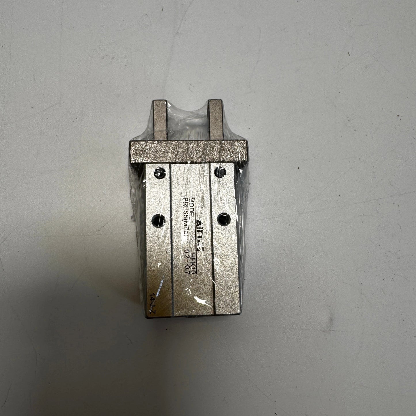 Airtac  HFK Series: Pneumatic Finger  - HFK10