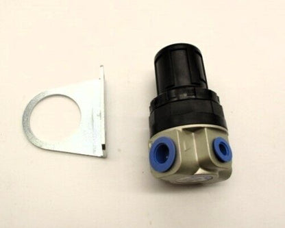 Airtac SDR200-08: Air Pressure Regulator  - SDR20008L3T