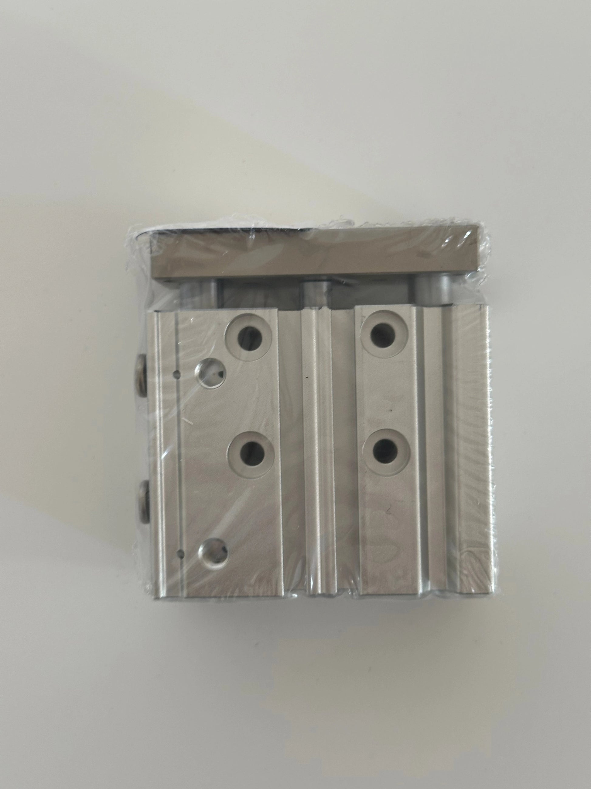 Airtac  TCL,TCM Series: Compound Type Three Axis Cylinder  - TCM12X20S