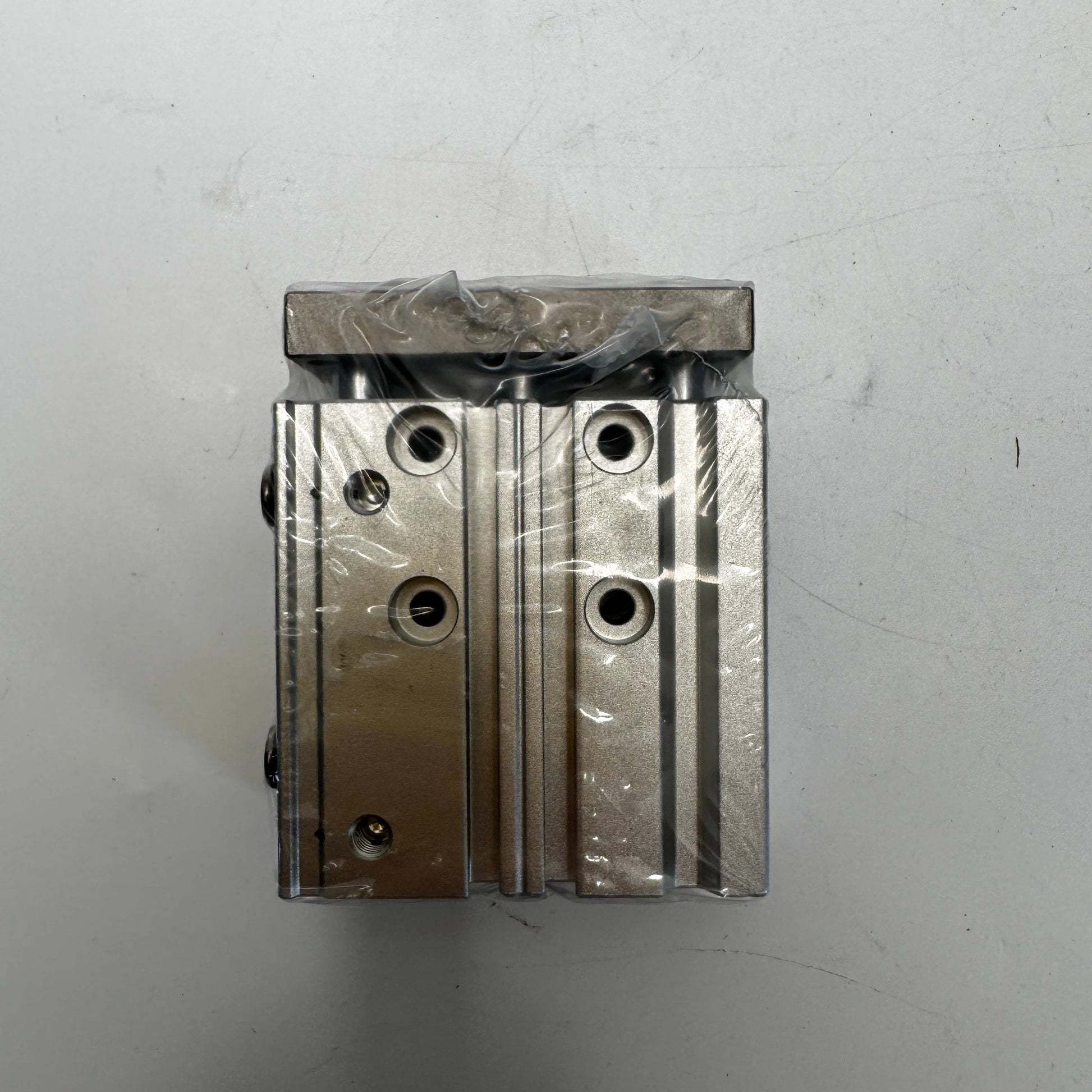 Airtac  TCL,TCM Series: Compound Type Three Axis Cylinder  - TCM12X30S